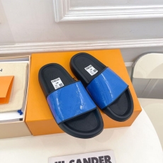 Louis Vuitton Slippers